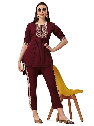 Image of NAINVISH Womens Top with Pant