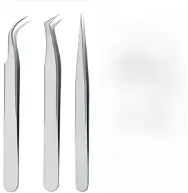 Kit 3 Pinças para Extensão de Cílios (45°, Curvada, Reta) para Fio a Fio e Volume, Com Case de Armazenamento, Precisão Profissional para Salões e Estúdios (Prata)