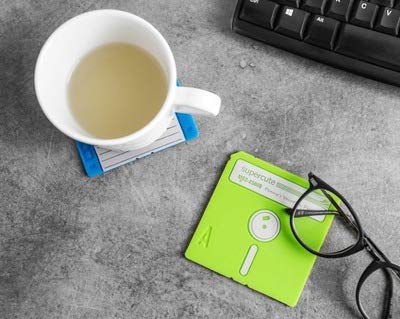 Floppy Disk Coaster Video Game Memorabilia Nerd Office Set Of 6 Floppy Disk Decor Computer Geek Gifts Gifts For Geeks And Nerds Cool Office Gadgets Nerdy Gifts For Men Programmer Mug Party Coasters #TOP2