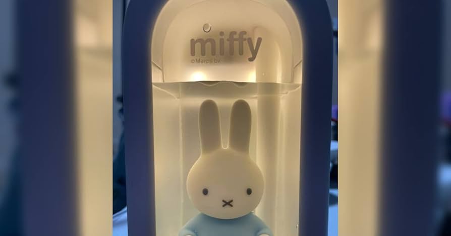 Amazon | ミッフィー加湿器 Miffy 白（ブルーミッフィー