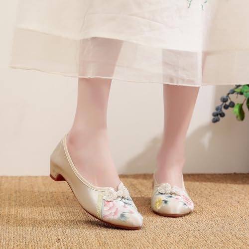 Women's Retro Classic Ballet Flats Shoes Pointed Toe Low Heel Mary Jane Shoes Handmade Floral Embroidered Shoes for Women Cheongsam Shoes4