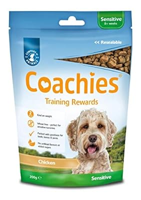 COACHIES Sensitive Training Treats 200g, Chicken Flavour, Semi-Moist Low Calorie, Wheat-free Natural Dog Training Treat Reward, Healthy Treats for Easy Digestion, Suitable Puppy Treats from 8 weeks