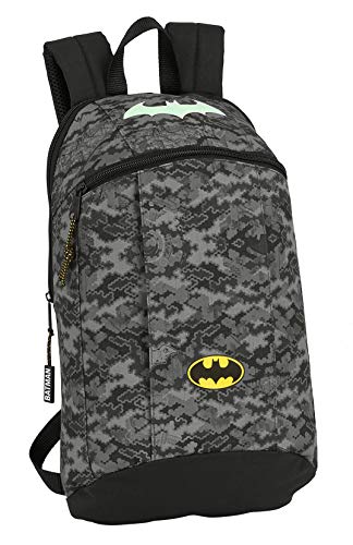 Safta 612004821 Mini Mochila Safta de Uso Diario de Batman Night, 220x100x390mm