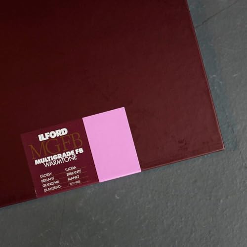 Papier photo Ilford 20,3 x 25,4 cm pour éliminer le jaunissement du temps
