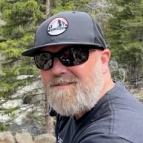 Ep. 130 - Erik Robinson - Building a Refuge Podcast Por  arte de portada