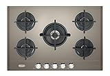 Piano a GAS in vetro temperato colore Tortora da 75 cm. Moderno ed elegante componente darredo e di design per la tua cucina., Elementi distintivi:, Manopole slim con ghiera, testa finitura metallo spazzolato e corpo in plastica soft touch nera, Griglie in ghisa singola e tripla corona centrale