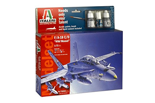 Italeri 71016 - Model Set: F/A-18 C/D Wild Weasel modellismo aerei Model Kit Scala 1:72