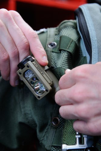 Streamlight 14122 Sidewinder 55-Lumen Compact Aviation Flashlight With Leds, Cr123A Lithium Battery, Coyote #TOP4