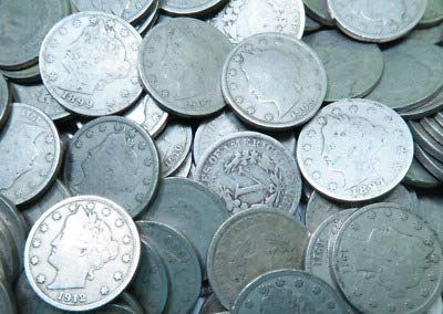 Collection of 15 Liberty Head V-nickels.