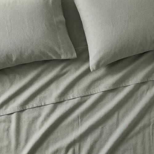 Eddie Bauer - Full Sheet Set with Fitted Sheet & Pillowcases by Eddie Bauer - Used condition - Image 3