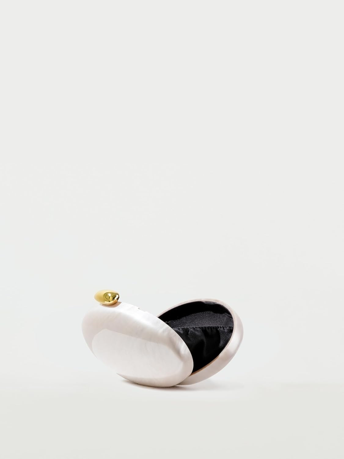 Egg shape Clutch Bag Acrylic purse women wedding evening party cute ivory pearl color purse handbag summer new 2024