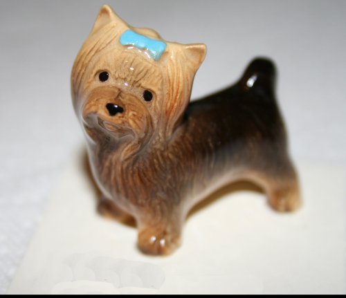 Yorkshire Terrier Dog Yorkie w/Blue Bow Stands Miniature Figurine Ceramic Hagen-RENAKER 3177
