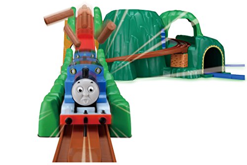 thomas the tank engine mountain set
