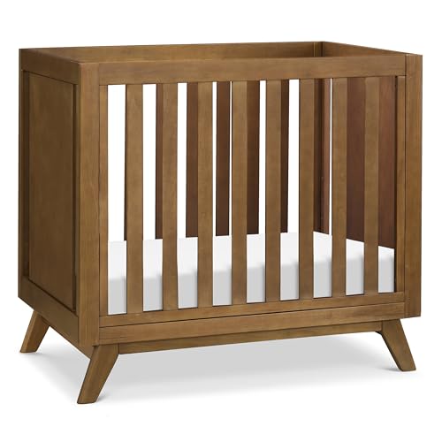 Davinci Otto 3-in-1 Convertible Mini Crib with 4-inch Mattress