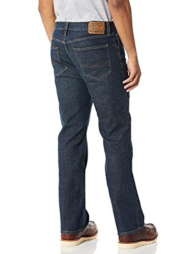 Image of Levi Strauss Signature Gold Men's Bootcut Fit Jeans