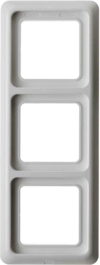 Cadre triple Berker IP44 étanche blanc polaire contre humidité