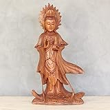 Die Figur wird in kleinen Betrieben handgearbeitet.