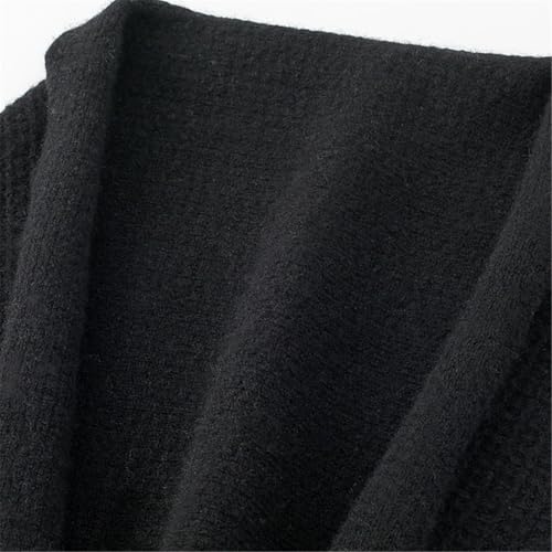Châle écharpe pashmina contre le froid avec une robe de soirée chic