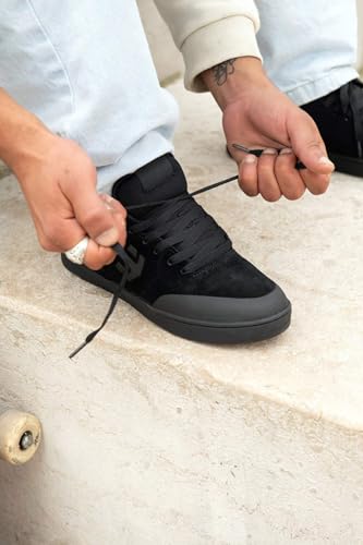 Image of Emerica Heritic - Bold Skate Look, Reinforced Cupsole, Cushioned Feel, Everyday Sneakers 2025