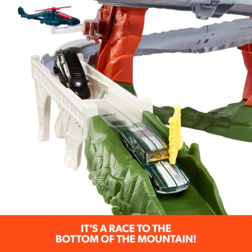 Matchbox The Movie Mountain Helicopter Escape Playset with 2 Cars by Mattel - Used condition - Image 5