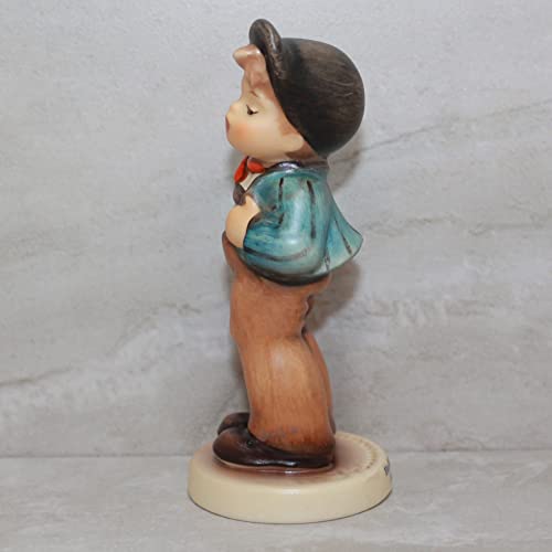 Hummel Figurine: 560, Lucky Fellow #TOP2