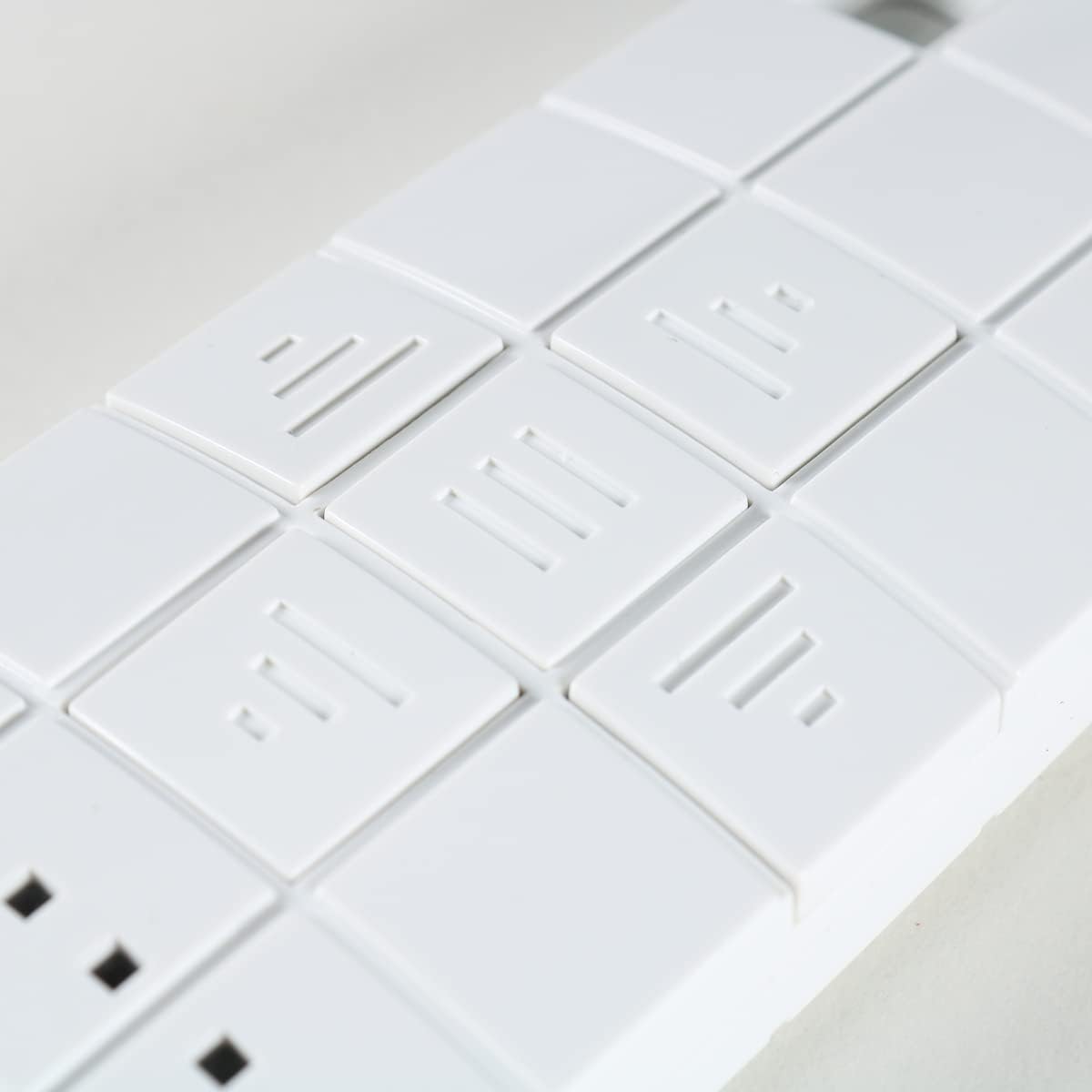 Close-up of Dooya DC92 remote control buttons