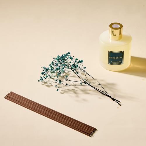 Image of COCORRINA Reed Diffuser - Cashmere Vanilla 17 Fl.oz Reed Diffuser with 8 Sticks Scented Diffuser with Preserved Flowers for Bathroom Home Decor