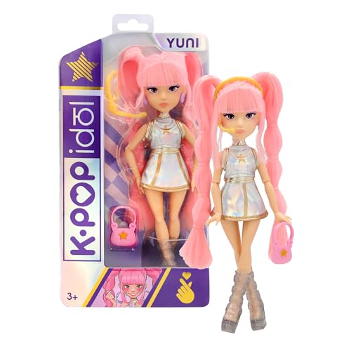 K-POP IDOL Muñeca Yuni Fashion Doll Estilo K-Pop Moonlight, Cabello Rosa Trenzado. 3 Accesorios para Crear Outfits Optimo para Fans a Partir de 3 Años de Edad