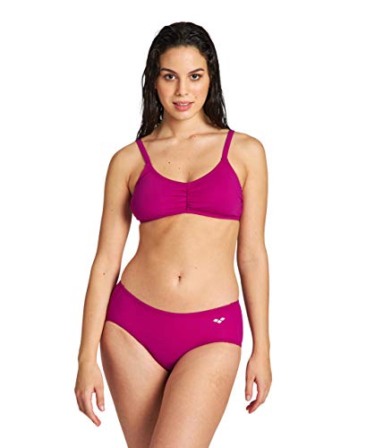 Decathlon lanza bañadores premamá que evolucionan con el embarazo