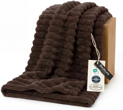 Bedsure Soft Throw Blanket for Couch Decor Gifts Chocolate Brown ...