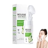 Ingredientes naturales: Nuestra mousse limpiadora de pepino está elaborada con ingredientes naturales para fortalecer y proteger la barrera cutánea. Rica en elementos nutritivos, ayuda a reparar y mantener la barrera hidratante natural de la piel, al tiempo que reduce el enrojecimiento y la irritación.