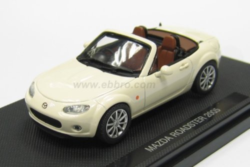 おまけ追加 EBBRO MAZDA ROADSTER 2005 マーブルホワイト おまけ追加 EBBRO MAZDA ROADSTER 2005 マーブルホワイト おまけ
