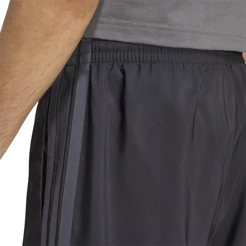 adidas Herren Essentials 3-Stripes Chelsea Lite Woven Shorts, Black/Carbon, S – Ansicht 5