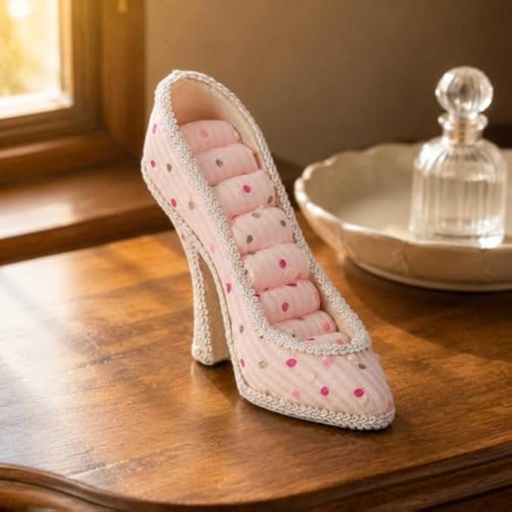 High Heel Band Holder Jewelry Display Stand, Decorative Design