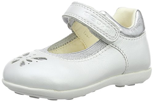Chaussures bébé marche fille Geox Jodie idéales pour les sorties au parc en famille