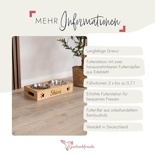 Geschenkfreunde Futterstation mit Name personalisiert - 39.5x19x8cm - Zwei 700ml Näpfe - Bambus Foodbar - Hunde Napfset - Hundenäpfe mit Gestell - Hunde Zubehör - Hundenapf mit Namen - Futternapf