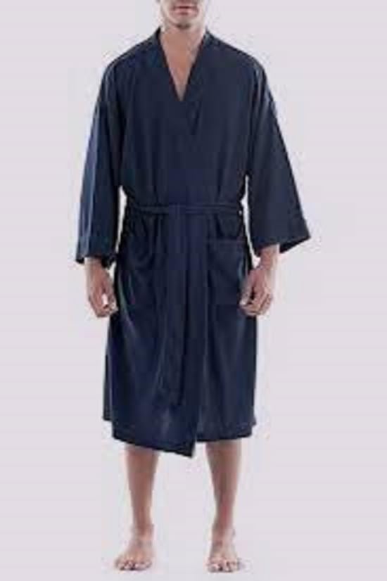 Amazon Essentials Men's Lightweight Waffle Bathrobe (Available in Big & Tall)