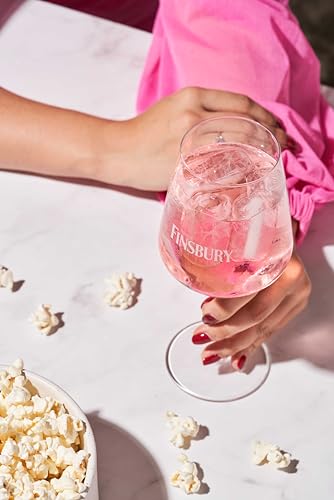 Finsbury Wild Strawberry Gin Mit 37,5 Prozent Vol, Der Pink Premium Gin - Erdbeer Und Himbeernoten - Perfekt Mit Tonic und Frischen Beeren, 0,7 L