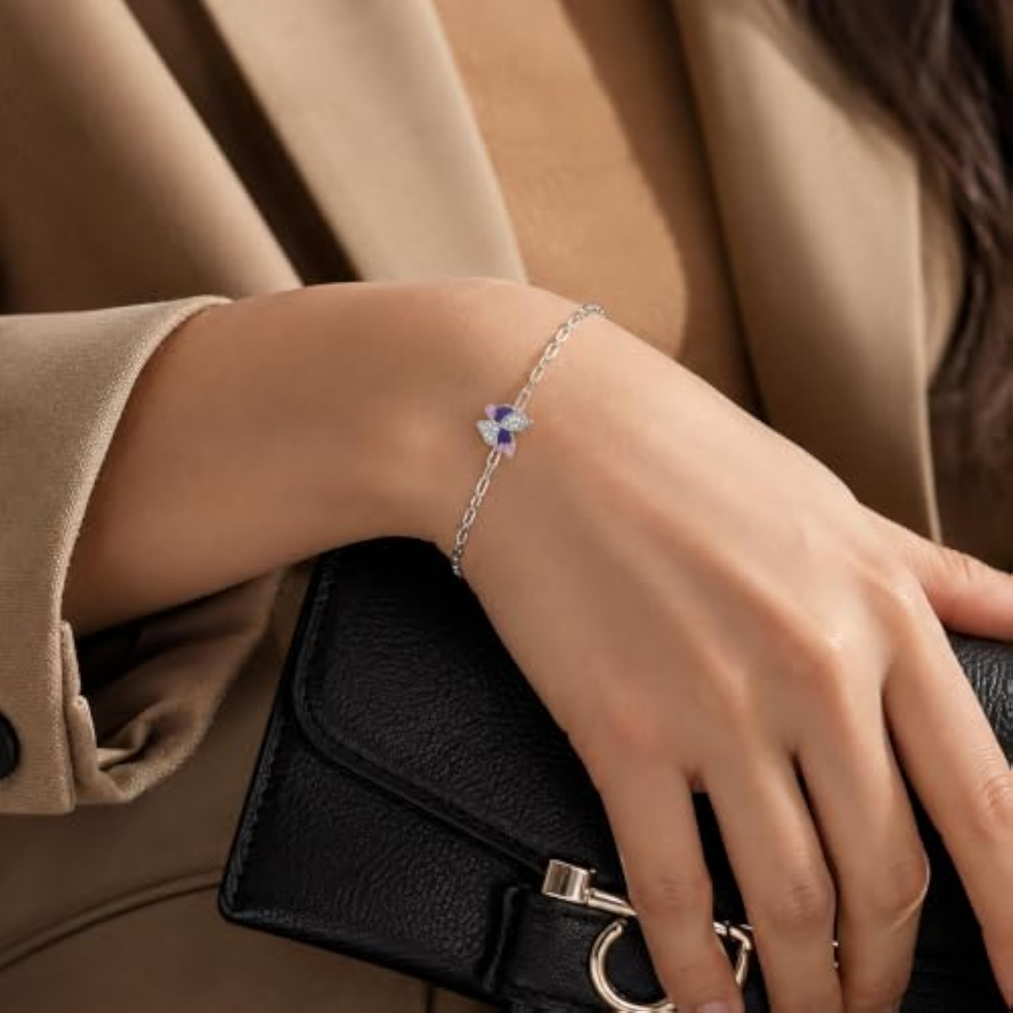 Women's 925 Sterling Silver Butterfly Bracelet with Iridescent Shell-Effect Charm