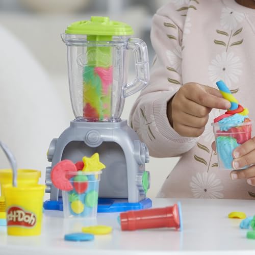 Play-Doh - Licuadora de Batidos Coloridos - Set de licuadora de Juguete - Artículos de Cocina de Juguete - Juguetes para Actividades de Manualidades para niños y niñas a Partir de 3 años