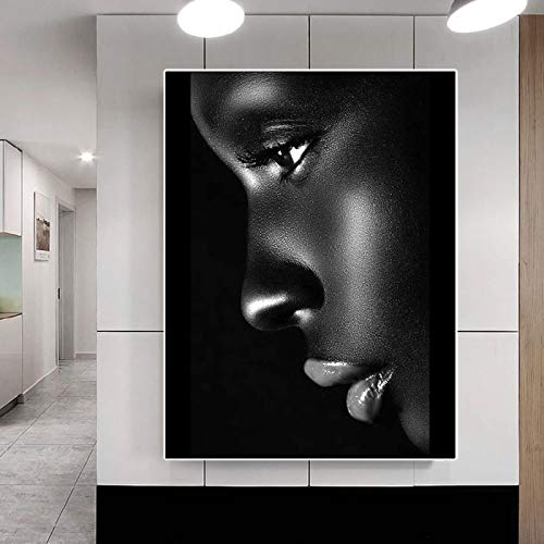 Art mural africain : toile femme noire et lèvres dorées 70x100 cm pour salon