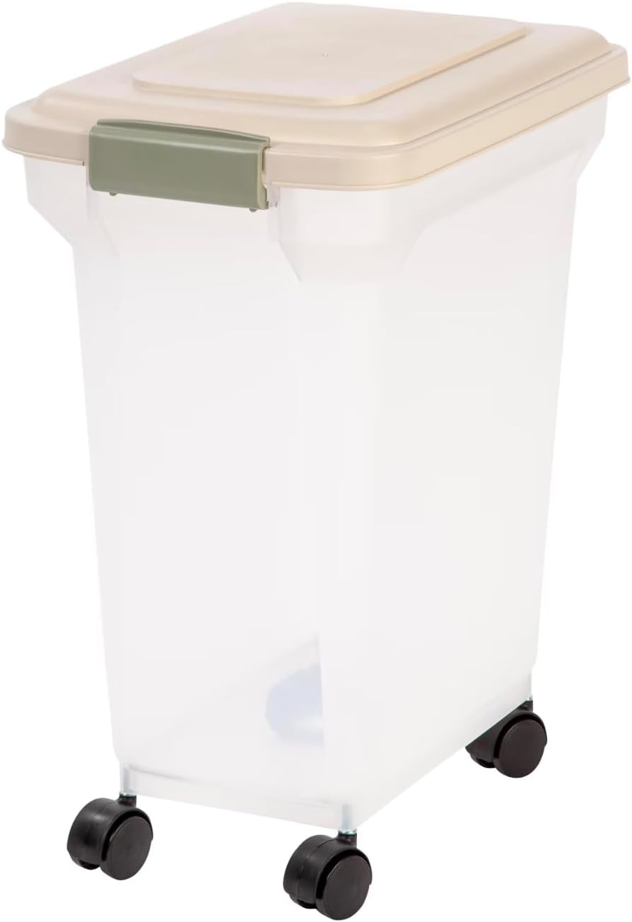 28 Qt. Airtight Pet Food Storage XF34112