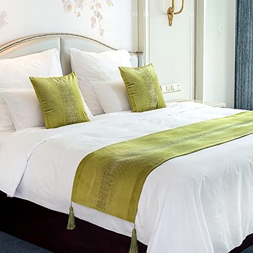 VVlight Bed End Towel Solid Bed Runner High-Grade Velvet Bedding Scarf Protection No Fading Bed Scarf Bedspread Protection for Hotel Wedding Room (Green,45X240cm for 200cm Bed)