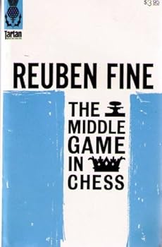 Paperback The middle game in chess (Tartan books) Book