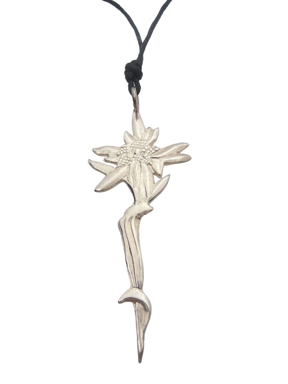Pendentif fleur des Alpes en argent 925 avec son ras-du-cou élégant