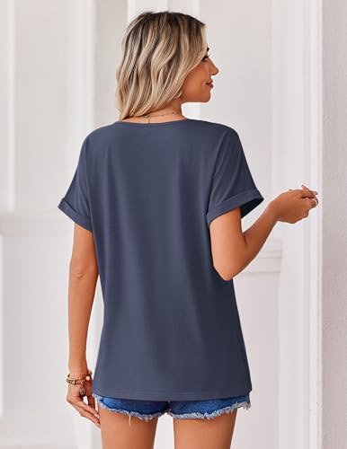 gezeigt in Weiß mit leichter Stretch-Optik - Detailansicht von Zeagoo Sommer TShirt Damen VAusschnitt Deal Dealfoxx.de