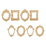 Touche créative : utilisez des mini-cadres photo vintage et des accessoires dorés pour créer des arrière-plans originaux ou enrichir vos publications sur les réseaux sociaux avec de petits cadres photo vintage