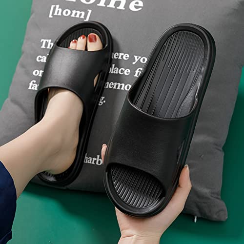 Couples Shower Slide Sandal Summer Flat Bottom Beach Slippers Solid Pillow Slippers Squirrel for Men2