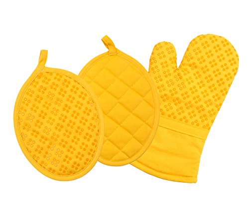 Sticky Toffee Oven Mitt and Pot Holder Set of 3 – Yellow Non-Slip Kitchen Hot Pads and Mitts with Silicone Grip, 100% Cotton Shell, Oeko-Tex Cotton