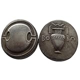 Caractéristiques : La fabrication de cette pièce commémorative est très soignée et son design ancien lui confère une touche rétro. Associée à un savoir-faire antique de haute qualité, elle rappelle de nombreuses antiquités du passé.